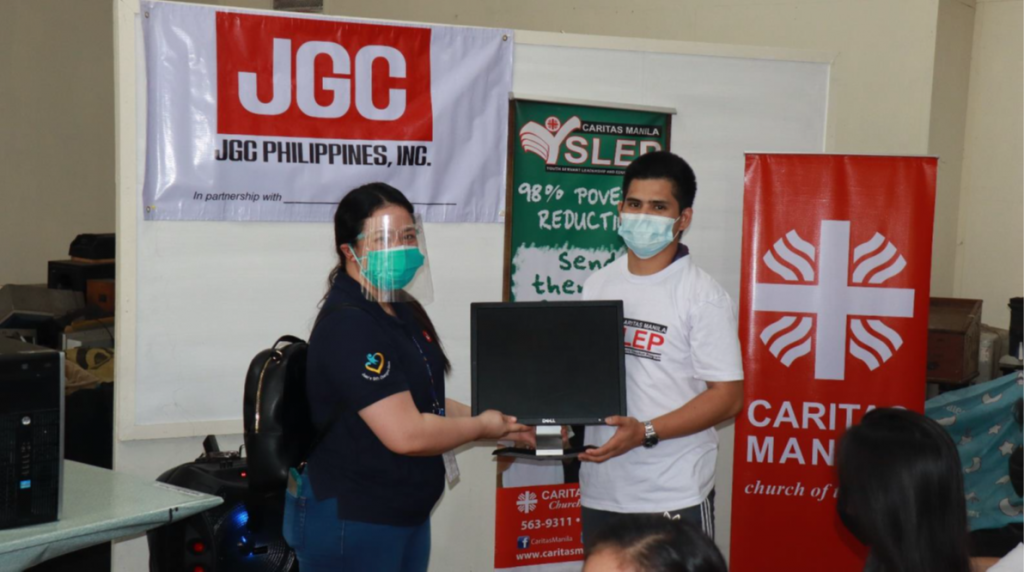 JGC Philippines Donates to Scholars of Caritas Manila