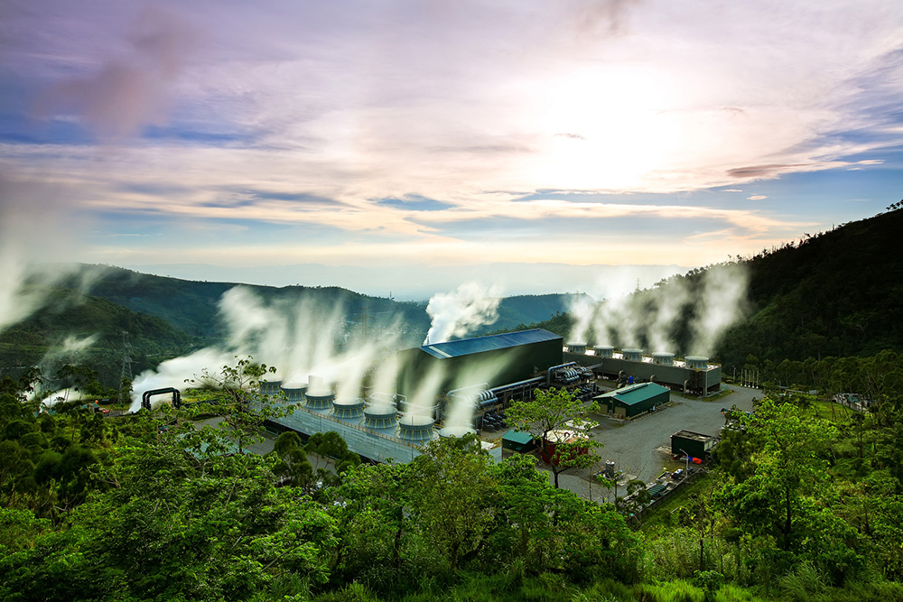 Awarded Contract for Binary Geothermal Power Generation Project